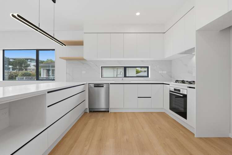 2/106 Stanley Road_3