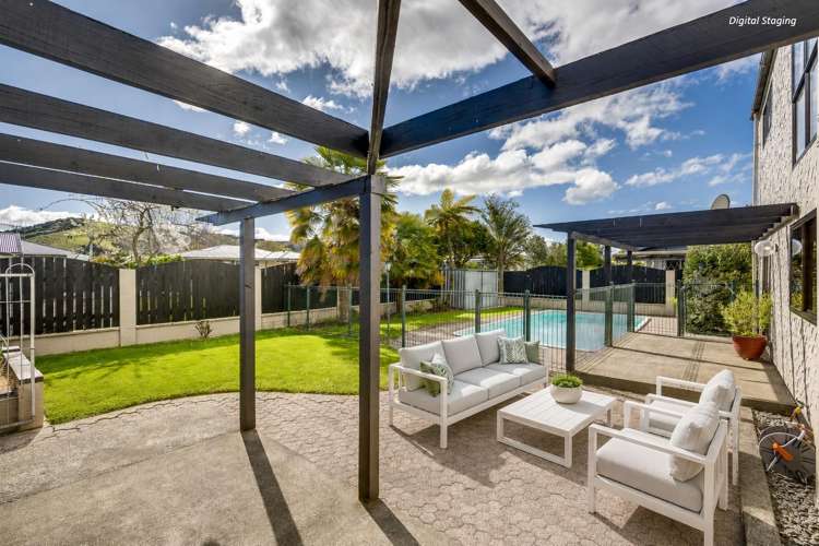 14 Bassett Place Taradale_7