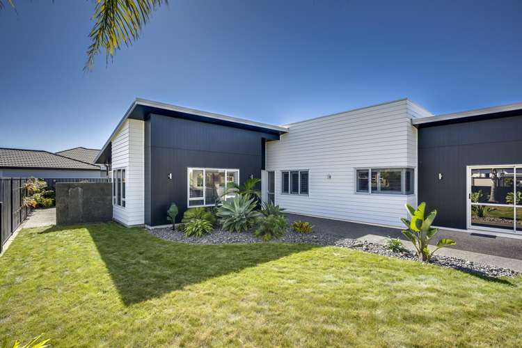 14 Pacific Avenue Poraiti_18