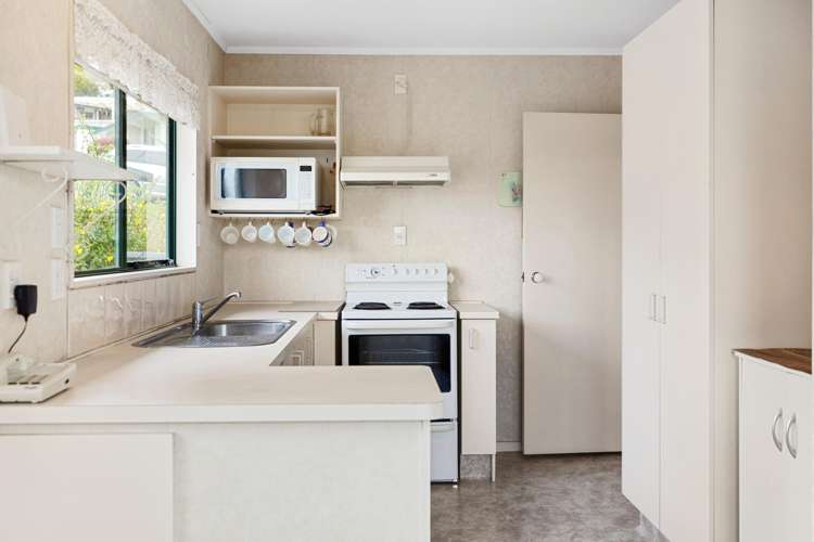 82 Marshall Avenue Greerton_9