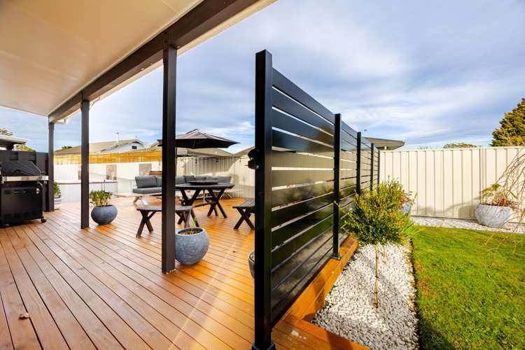 402 Park Road South Akina_28