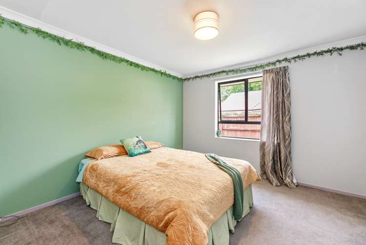 38b Dillons Point Road Islington_12