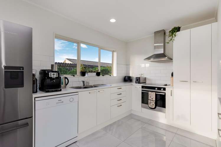 137 Naylors Drive Mangere_4