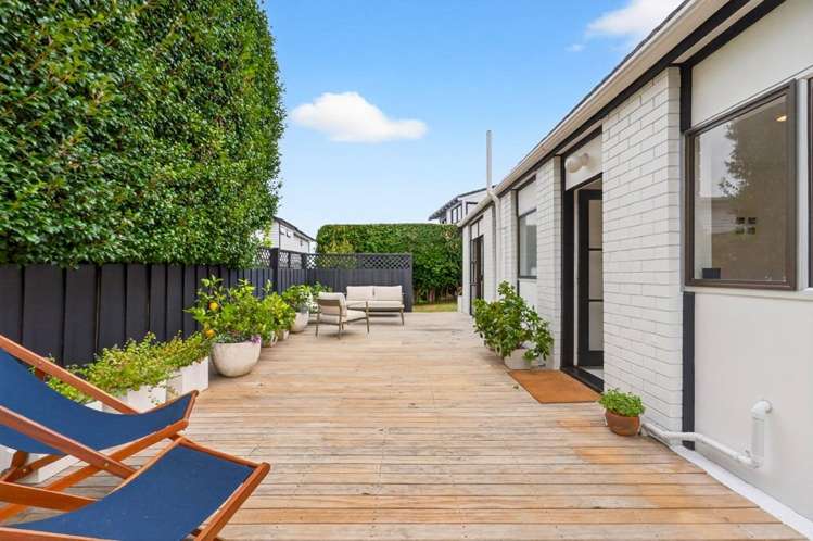 5a/2 Tobruk Crescent Milford_2