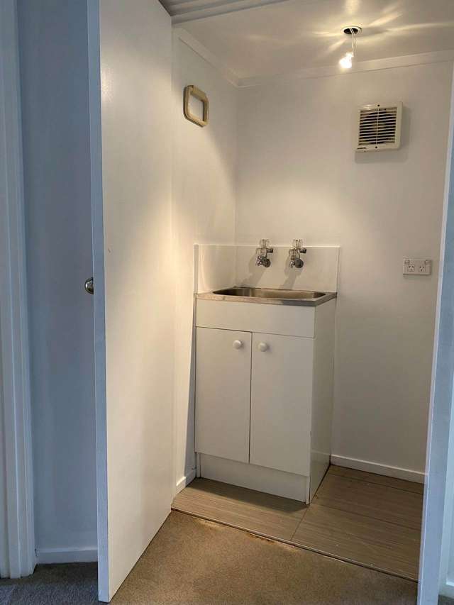 Downstair/70 Angelo Avenue Howick_4