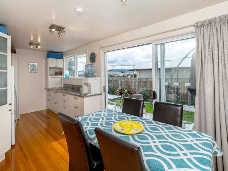 20 Charles Street Carterton_10