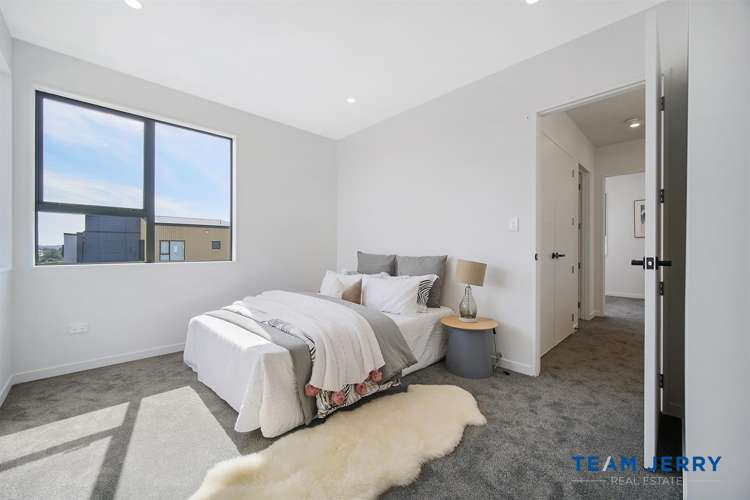 1 Heketara Way Westgate_9