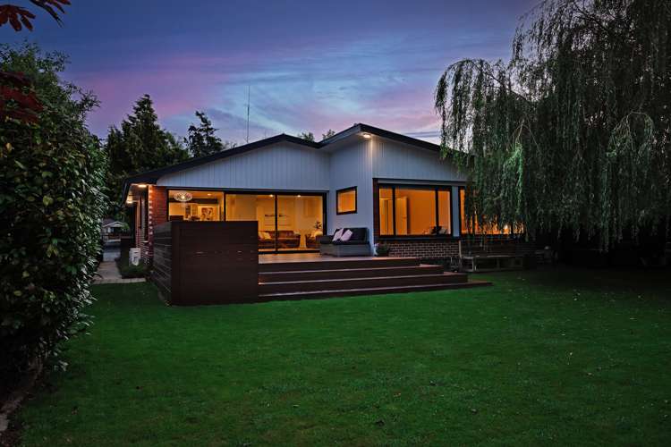 160 Chelmsford Street Windsor_22