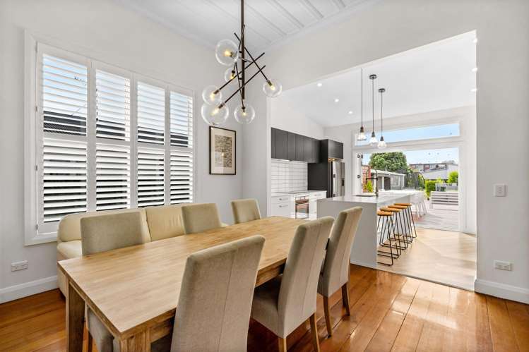 59 Nelson Crescent Napier South_6