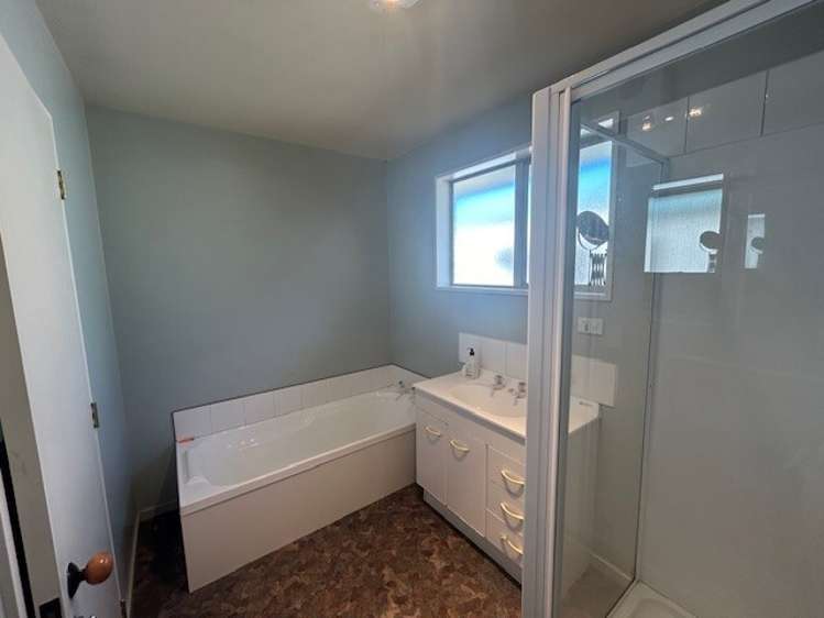 111 Mount Iron Drive Wanaka_4