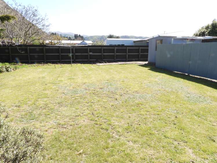 77 Bledisloe Street Kurow_10