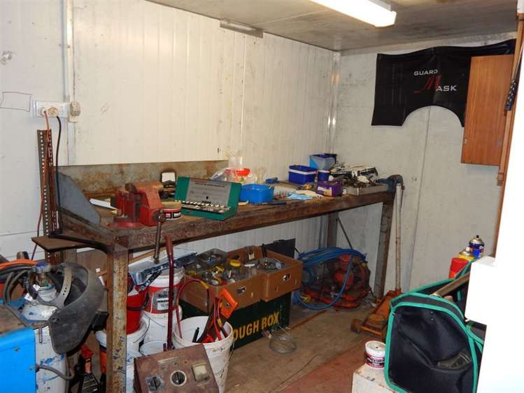 169 Stafford Street Hokitika_13