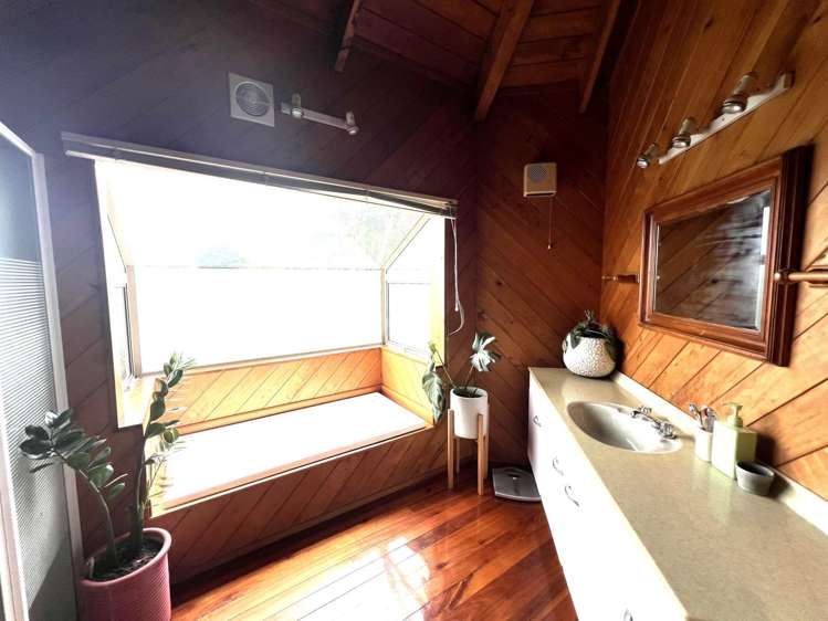 111 Constable Road Muriwai_12