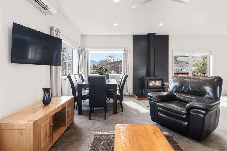 124 Aubrey Road Wanaka_6