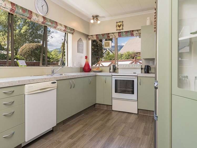 9 Byron Place Stoke_1