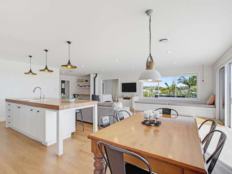 16 Dudley Crescent Cable Bay_4
