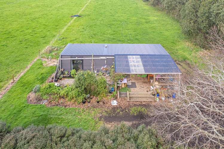 218 Parahaki Road Waverley_30