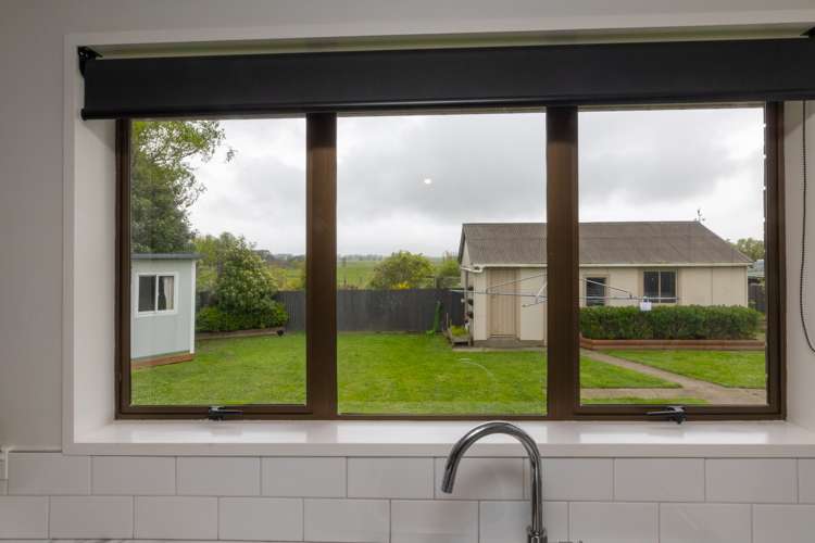 76 Watershed Road Bunnythorpe_11