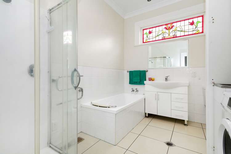 49 Awamutu Grove Waiwhetu_11