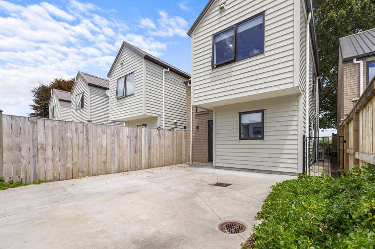 121B & 123 Grove Road Papakura_19