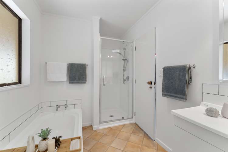 8 Brandon Street Otaki_12