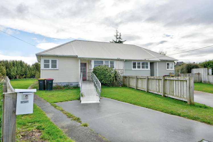 19 and 21 Churchill Avenue_1