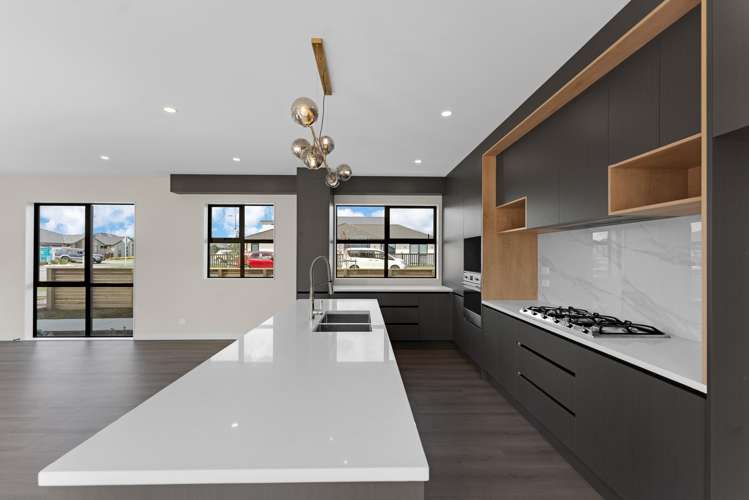 18 Gertrude Cole Road Clarks Beach_1