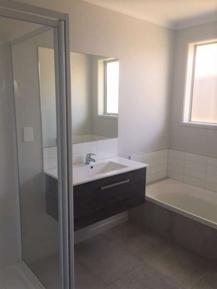 6 Shea Lane Pyes Pa_8