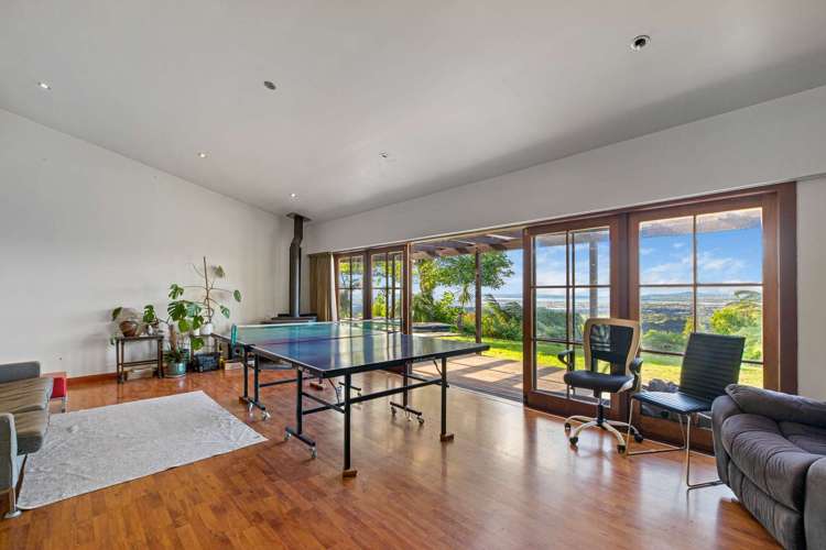 505 Scenic Drive Waiatarua_9