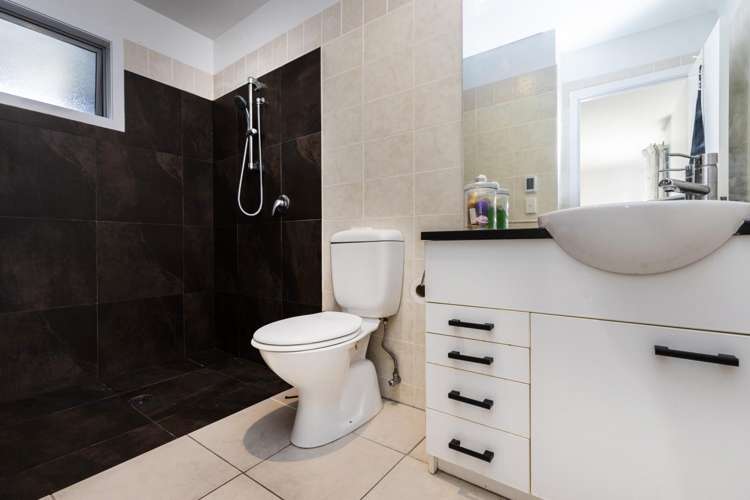 77a Sapphire Street Casebrook_12