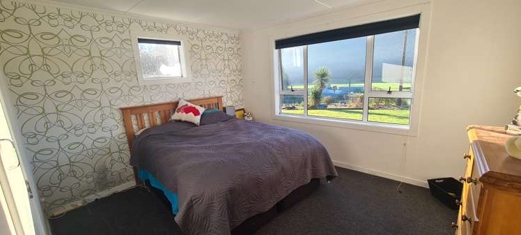 720 Mokoreta Tahakopa Road Catlins Surrounds_11