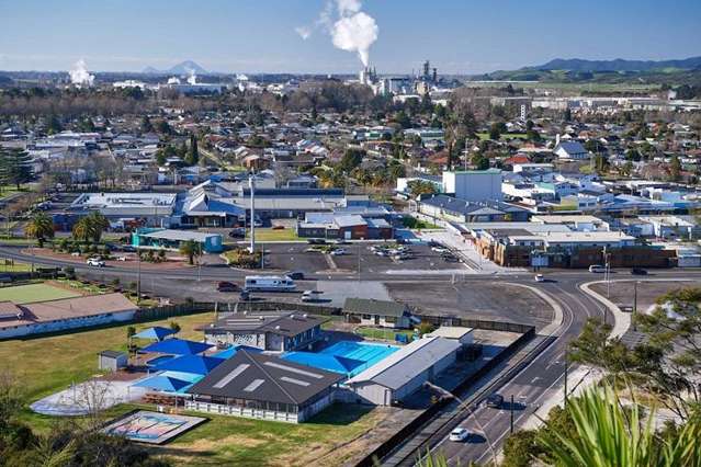 ‘People lined up ... it was mental’: The small town where $700,000 buys any house you want