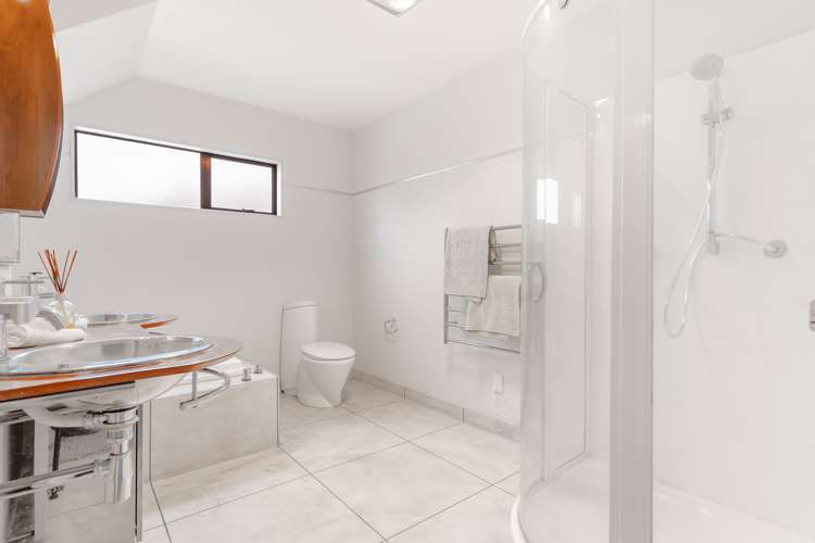 84 Wade River Road Stanmore Bay_11