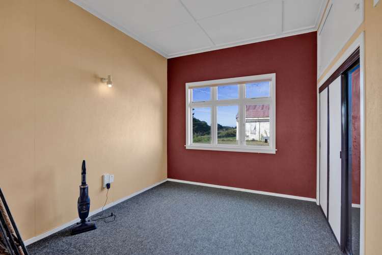 1099 Normanby Road Manaia_19