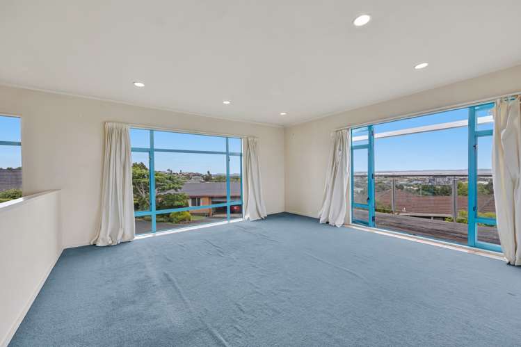 9 Hurstbourn Priors Goodwood Heights_9