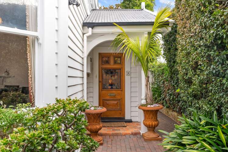 3 Cowie Street_2
