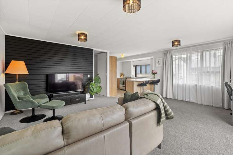72 Brightside Road Stanmore Bay_3