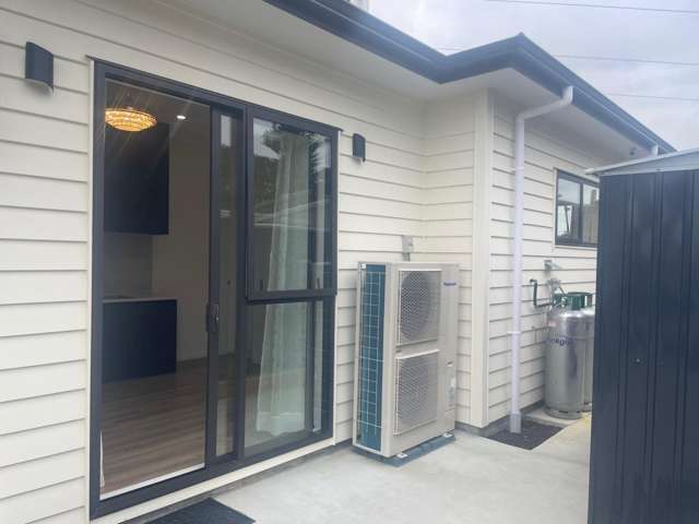  23 Annmarie Avenue Totara Park_1