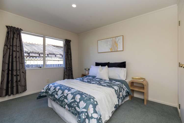 22 Kowhai Grove Raumati Beach_14