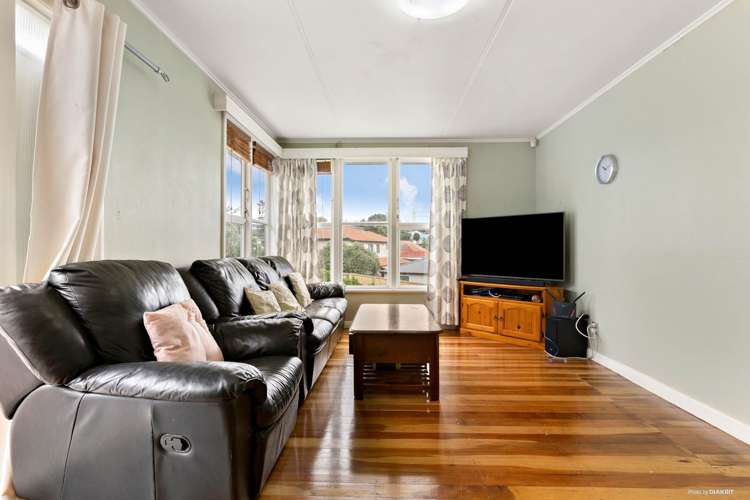 595 Richardson Road Mount Roskill_2