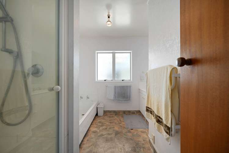 6 Pohutukawa Drive Pukete_11