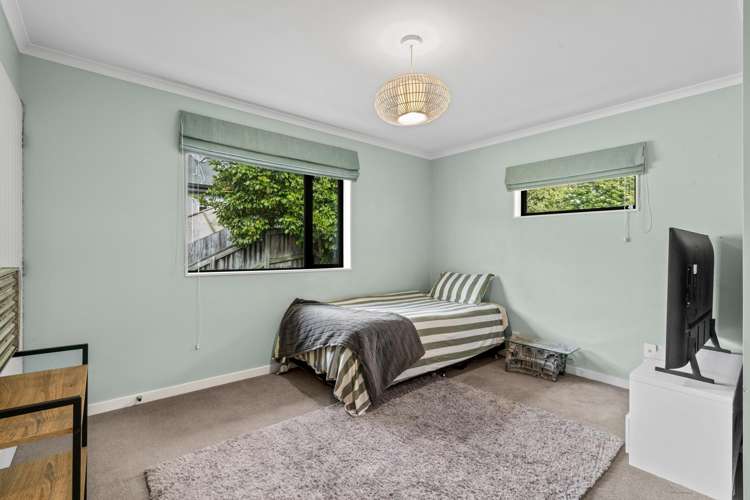 65 Washbourn Drive Richmond_9
