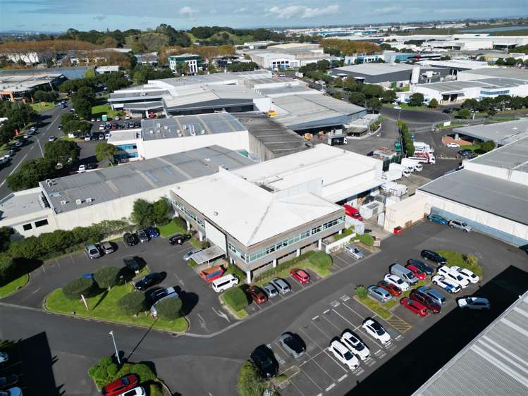 26 Vestey Drive Mount Wellington_3