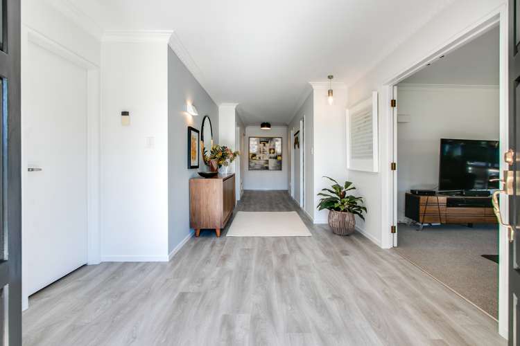 2 Fern Grove Taradale_6