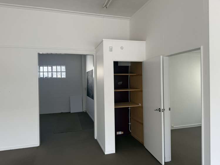 207 Main Highway Otaki_6