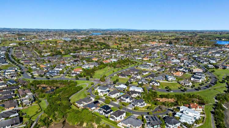 10 Portofino Point Karaka_34