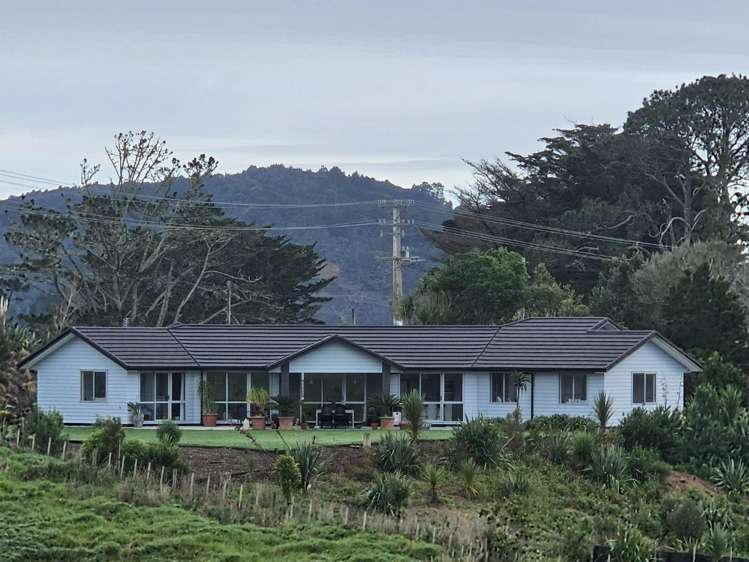 372 Whitehills Road_0