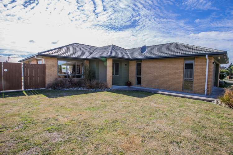 108 Solway Crescent Solway_1