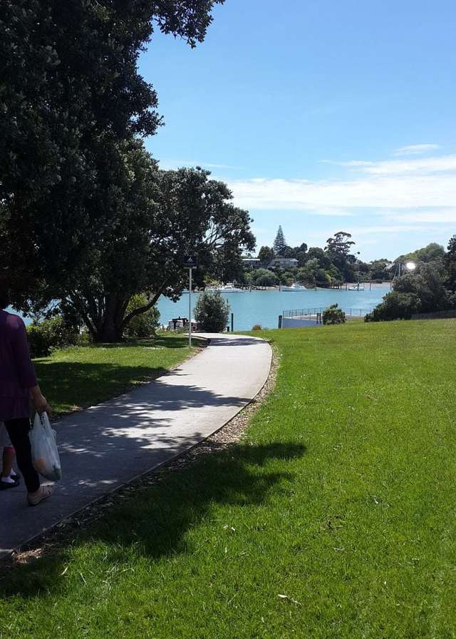 2/27 Kerswill Place Pakuranga_1