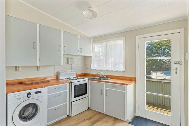 79A Swansea Road Stratford_2
